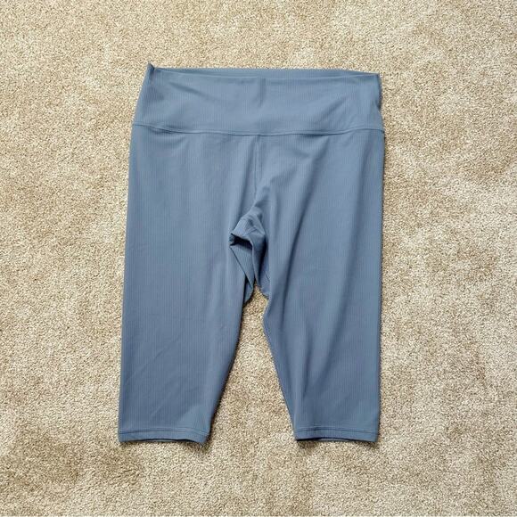 Athleta Pants - Athleta Transcend Rib Crop Shadow Blue Ribbed Leggings Size XL